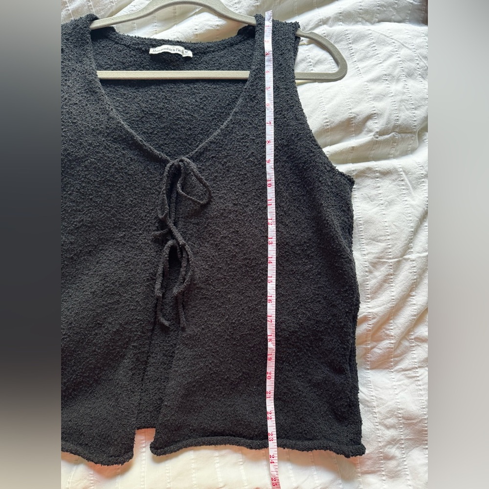 Abercrombie & Fitch Black Textured Tie-Front Tank - Picture 6 of 12